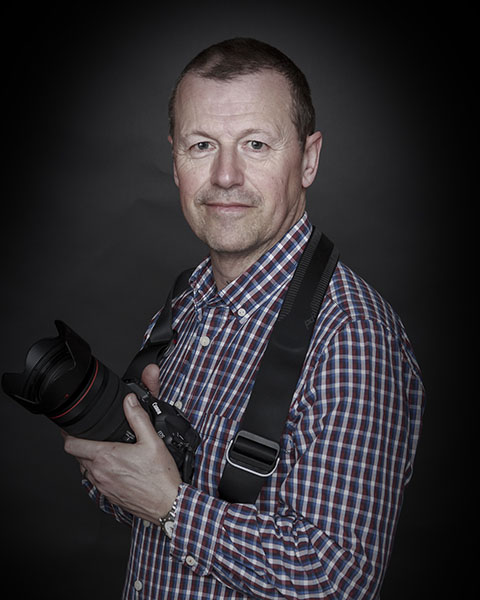 Jonathan Vaines at PhotoClub247